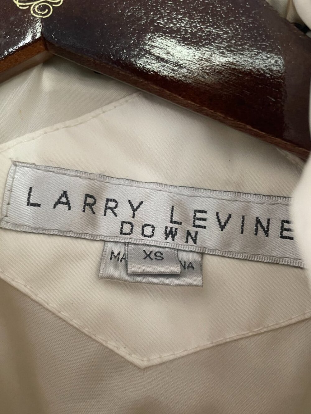 Larry Levine Down White puffer Jacket. Size XS High Collar - Picture 5 of 10